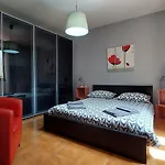 아파트 Chez Nous *